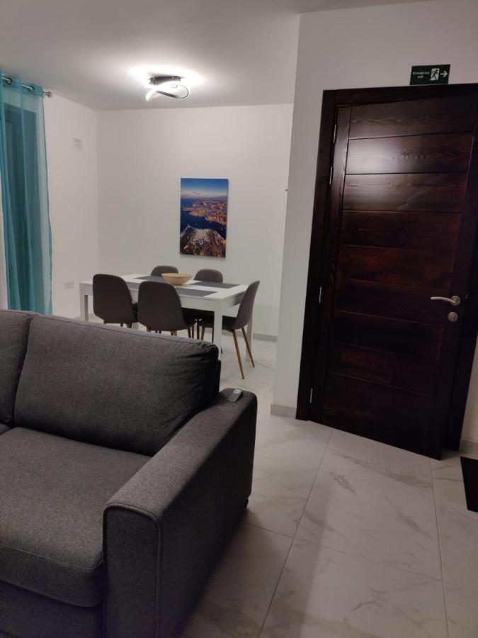 Caribbean Cocktail Apartman Marsaskala Kültér fotó